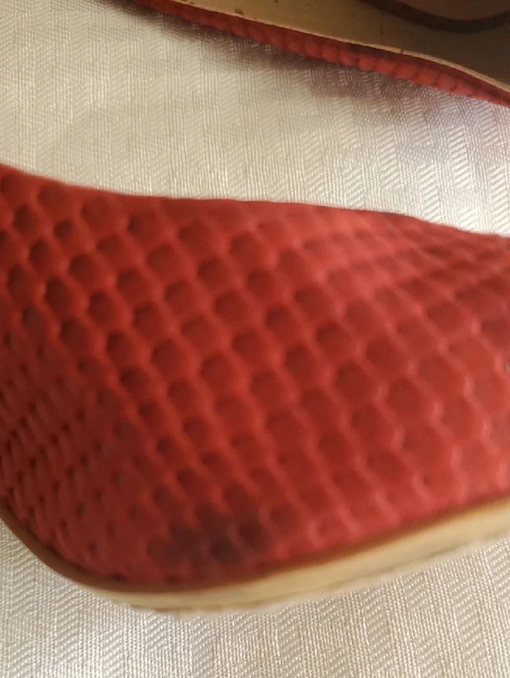 Vince Camuto Red Textured Pointed-Toe Stiletto Pumps Size 10 - Picture 6 of 15